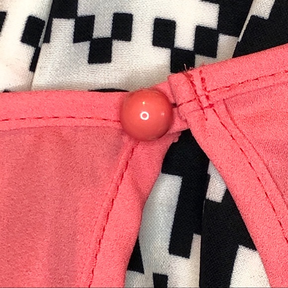 Coii Pink Sleeveless with Black and Cream Chevron Inspired Print Dress - Picture 9 of 12